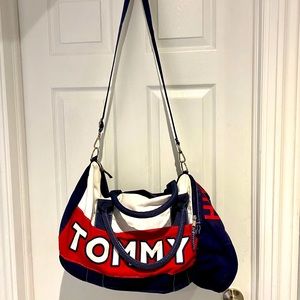 TOMMY HILFIGER